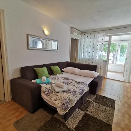 Apartment Turina *