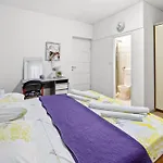 Apartment Turina *